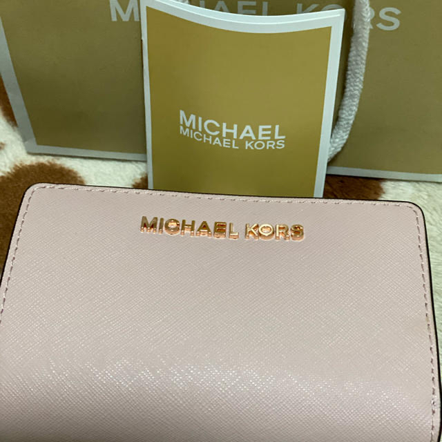 Michael Kors(マイケルコース)のマイケルコース　折り財布　　s様専用 レディースのファッション小物(財布)の商品写真