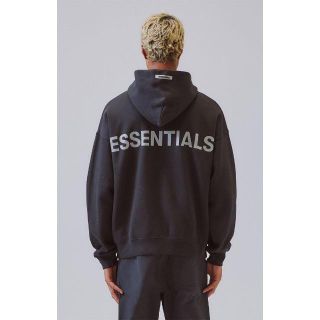 フィアオブゴッド(FEAR OF GOD)の新品 FOG essentials プルオーバー ブラック Sサイズ(パーカー)