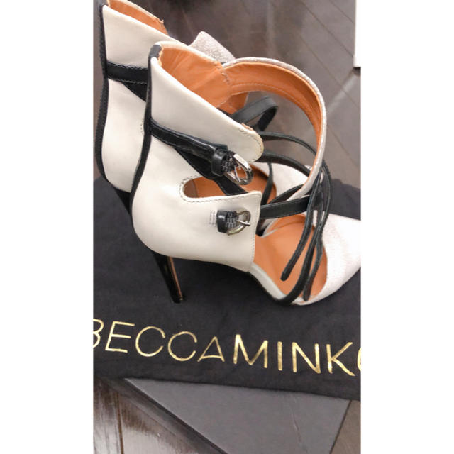 Rebecca Minkoff(レベッカミンコフ)のrebeccaMinkoffのパンプス✨❤️月末で終了 レディースの靴/シューズ(ハイヒール/パンプス)の商品写真