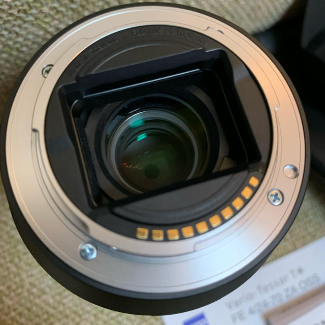 SONY(ソニー)の売り切り！極美品！SEL2470Z SONY ズームレンズ ZEISS スマホ/家電/カメラのカメラ(レンズ(ズーム))の商品写真