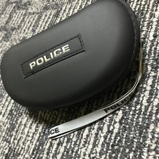 ポリス(POLICE)のPOLICE サングラスケース 新品ですがオマケにシワあり(サングラス/メガネ)