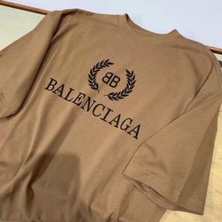 バレンシアガ(Balenciaga)のバレンシアガ　ベージュT(Tシャツ/カットソー(半袖/袖なし))