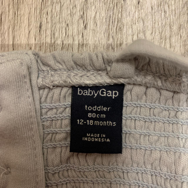 babyGAP(ベビーギャップ)のbaby GAP キャミソール キッズ/ベビー/マタニティのベビー服(~85cm)(タンクトップ/キャミソール)の商品写真