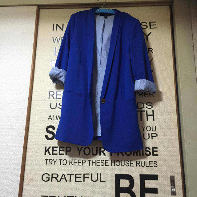 FOREVER 21(フォーエバートゥエンティーワン)のジャケット レディースのジャケット/アウター(テーラードジャケット)の商品写真