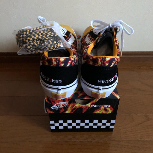 VANS(ヴァンズ)のmindseeker ×VANS FLAME バンズ マインドシーカー フレイム メンズの靴/シューズ(スニーカー)の商品写真