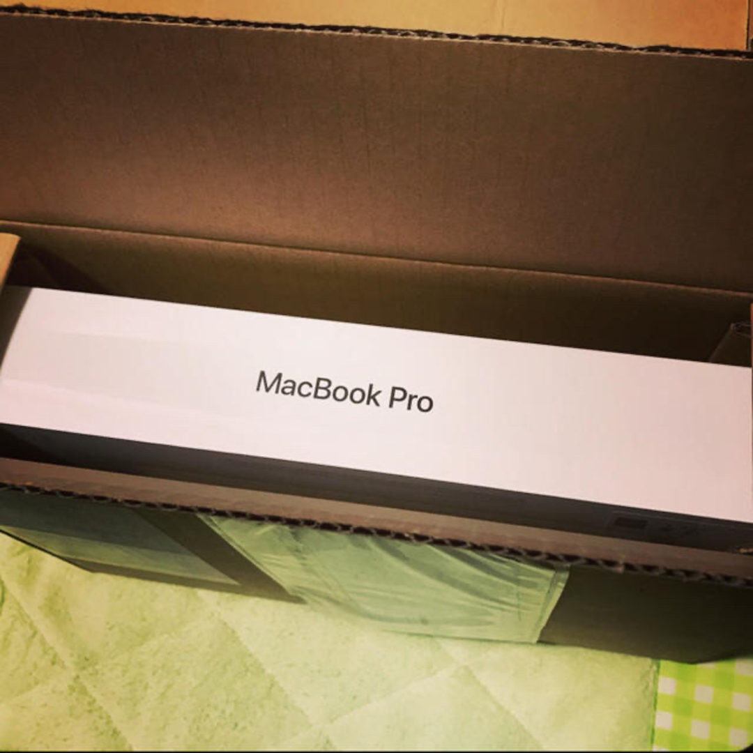 超美品！Apple MacbookPro 13　メモリ16GB