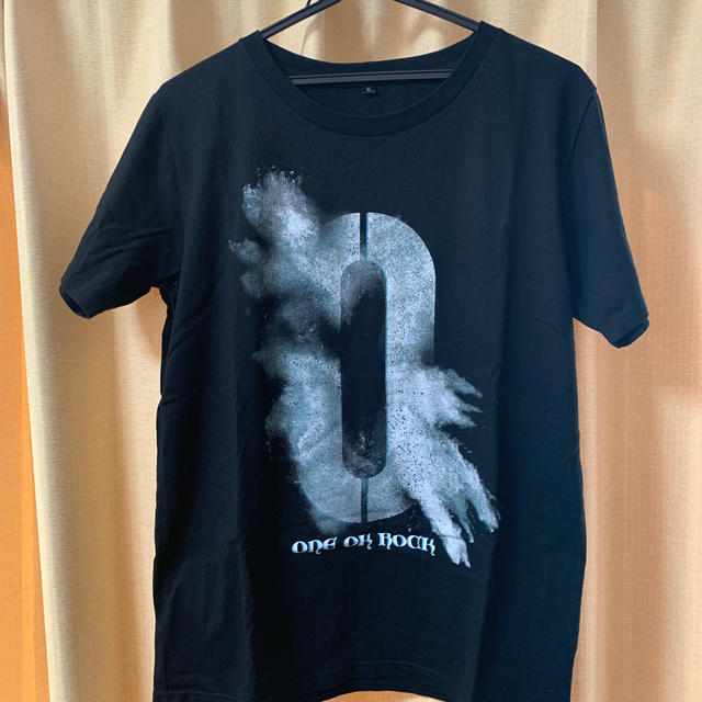 ONE OK ROCK(ワンオクロック)のONE OK  ROCK バンT メンズのトップス(Tシャツ/カットソー(半袖/袖なし))の商品写真