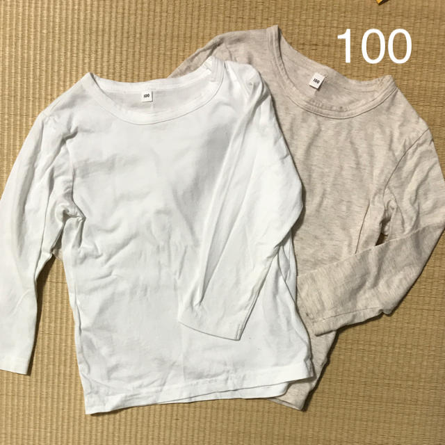 MUJI (無印良品)(ムジルシリョウヒン)の無印良品 長袖Tシャツ  100  2点セット キッズ/ベビー/マタニティのキッズ服男の子用(90cm~)(Tシャツ/カットソー)の商品写真