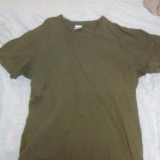 EDWIN(エドウィン)のTシャツ エドウィン 半袖 Lサイズ 緑色 グリーン Vネック メンズのトップス(Tシャツ/カットソー(半袖/袖なし))の商品写真