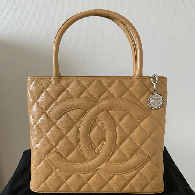 数量は多】 CHANEL シャネル 復刻トート ベージュ 超美品 CHANEL