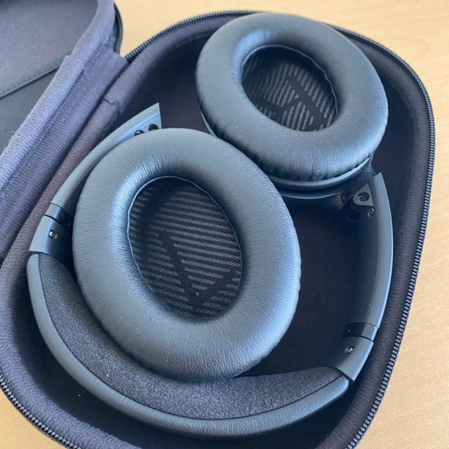 BOSE(ボーズ)のBOSE QC 35 II ワイヤレスヘッドホン ノイズキャンセリング スマホ/家電/カメラのオーディオ機器(ヘッドフォン/イヤフォン)の商品写真