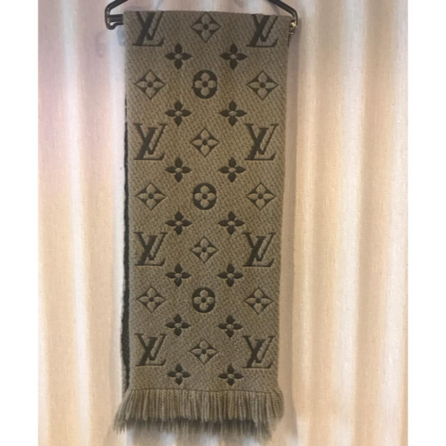 LOUIS VUITTON(ルイヴィトン)の【キティ様専用】ルイヴィトン エシャルプ ロゴマニア  マフラー　タグなし レディースのファッション小物(マフラー/ショール)の商品写真