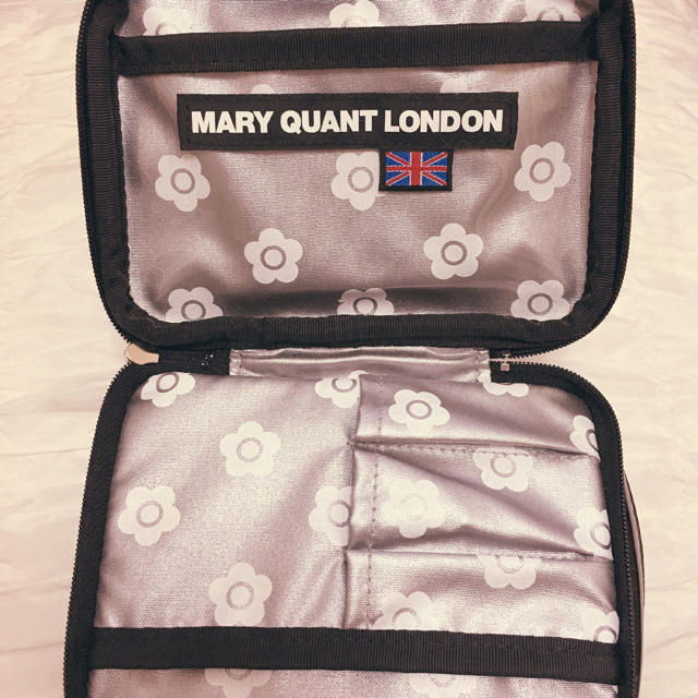 MARY QUANT(マリークワント)のマリークワント コスメポーチ ☻  レディースのレディース その他(その他)の商品写真