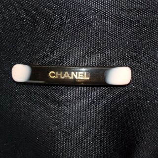 シャネル(CHANEL)のシャネル ロゴ バレッタ ピンク(バレッタ/ヘアクリップ)