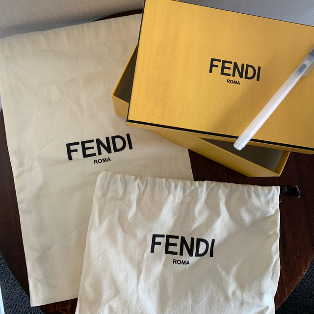 FENDI(フェンディ)のFENDI 保存袋 レディースのバッグ(ショップ袋)の商品写真