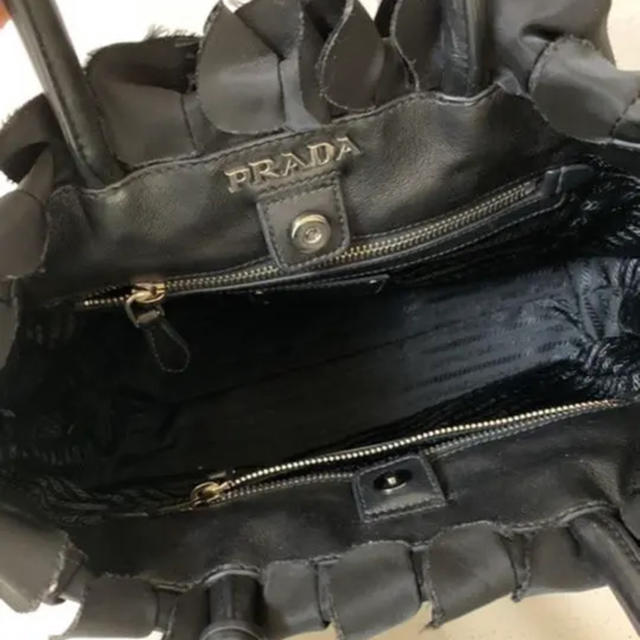 PRADA(プラダ)のPRADA プラダ　フリル　ハンドバッグ レディースのバッグ(ハンドバッグ)の商品写真