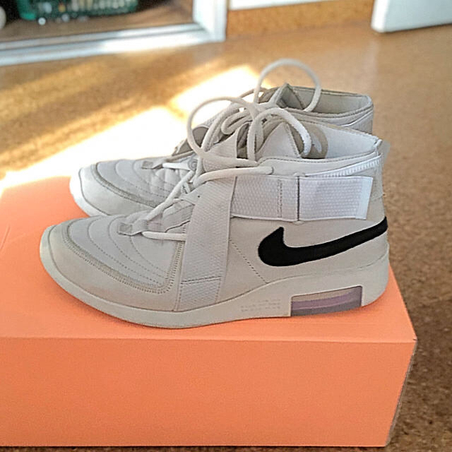 FEAR OF GOD(フィアオブゴッド)のNIKE AIR FEAR OF GOD 1 LIGHT BONE メンズの靴/シューズ(スニーカー)の商品写真