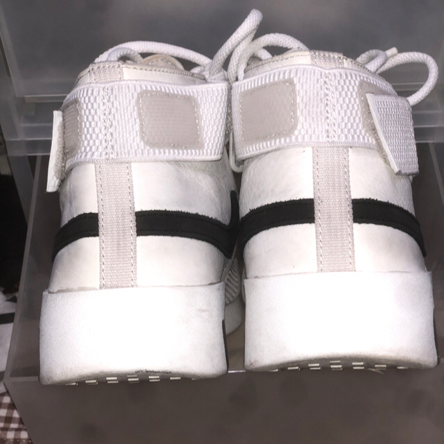 FEAR OF GOD(フィアオブゴッド)のNIKE AIR FEAR OF GOD 1 LIGHT BONE メンズの靴/シューズ(スニーカー)の商品写真