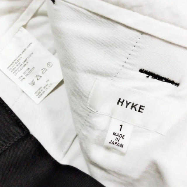 HYKE(ハイク)のハイク  パンツ　HYKE レディースのパンツ(カジュアルパンツ)の商品写真