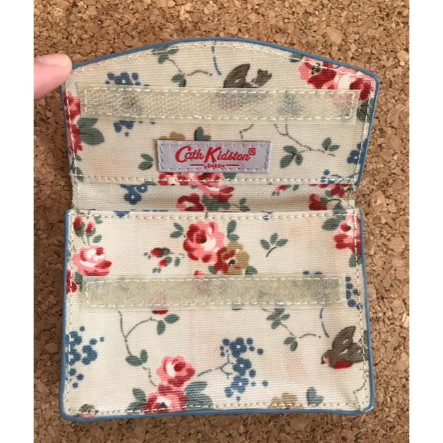 Cath Kidston(キャスキッドソン)のキャスキッドソン パスケース レディースのファッション小物(パスケース/IDカードホルダー)の商品写真