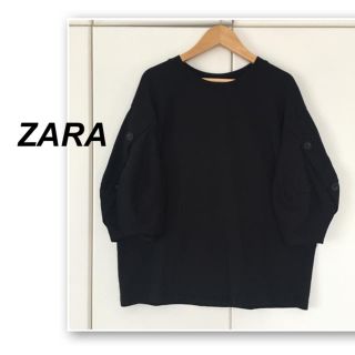 ザラ(ZARA)のZARA✨黒のボリューム袖カットソー(カットソー(半袖/袖なし))