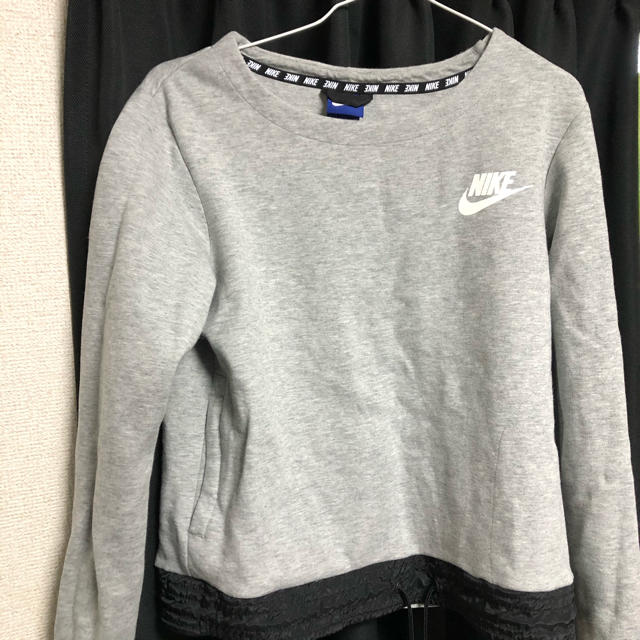 NIKE(ナイキ)のNIKE  フリース レディースのトップス(トレーナー/スウェット)の商品写真