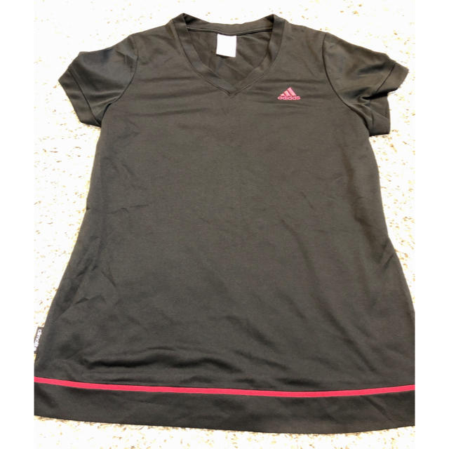 adidas(アディダス)のアディダスレディース レディースのトップス(Tシャツ(半袖/袖なし))の商品写真