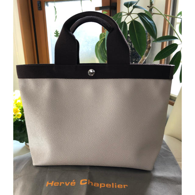 Herve Chapelier(エルベシャプリエ)の⭐️エルベシャプリエ704GP☆ダブルハンドル未使用お値下げ レディースのバッグ(ハンドバッグ)の商品写真