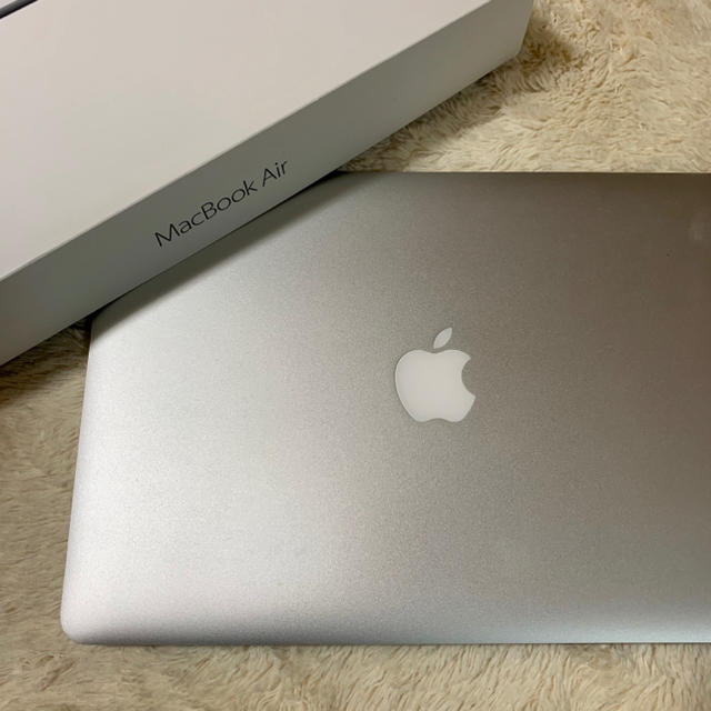 《 期間限定価格！！》MacBook Air (2015)