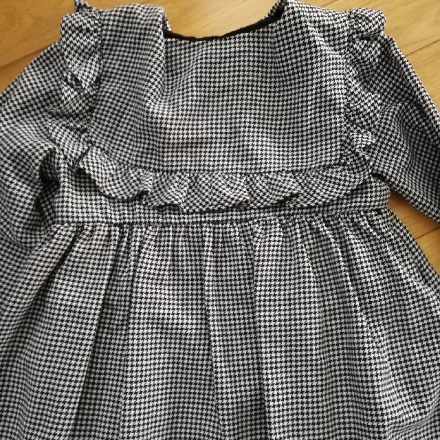 ZARA KIDS(ザラキッズ)の専用です★新品未使用★ZARAKids千鳥格子ワンピース キッズ/ベビー/マタニティのキッズ服女の子用(90cm~)(ワンピース)の商品写真