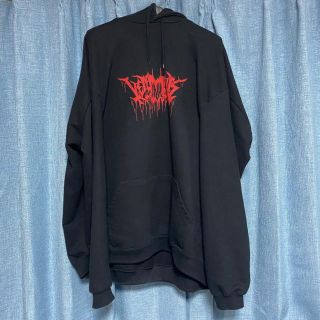 vetements シティロゴフーディー