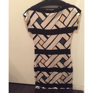 ダイアンフォンファステンバーグ(DIANE von FURSTENBERG)のダイアン ワンピース(ひざ丈ワンピース)