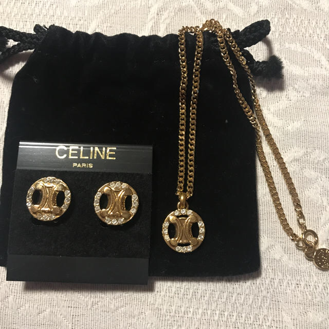 celine(セリーヌ)のセリーヌネックレスセット&グッチ替えベゼル時計 レディースのアクセサリー(ネックレス)の商品写真