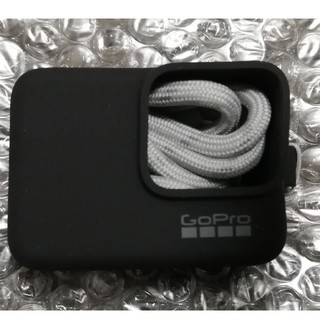 GoPro(ゴーロ) スリーブ + ランヤード ブラック ACSST-001(ビデオカメラ)