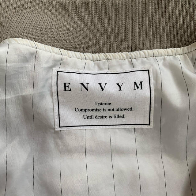 ENVYM(アンビー)のENVYM ブルゾン　アウター レディースのジャケット/アウター(ブルゾン)の商品写真