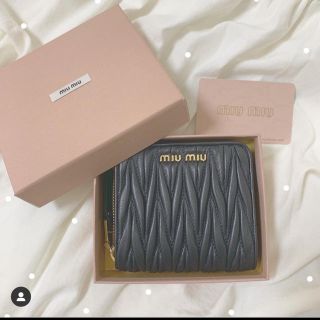 ミュウミュウ(miumiu)のmiumiu財布❤︎(財布)