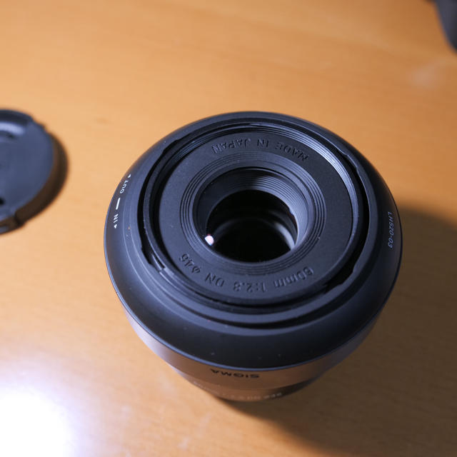 シグマ 60mm F2.8 DN マイクロフォーサーズ用 ブラック