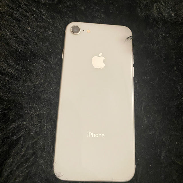 iPhone8 256GB シルバー