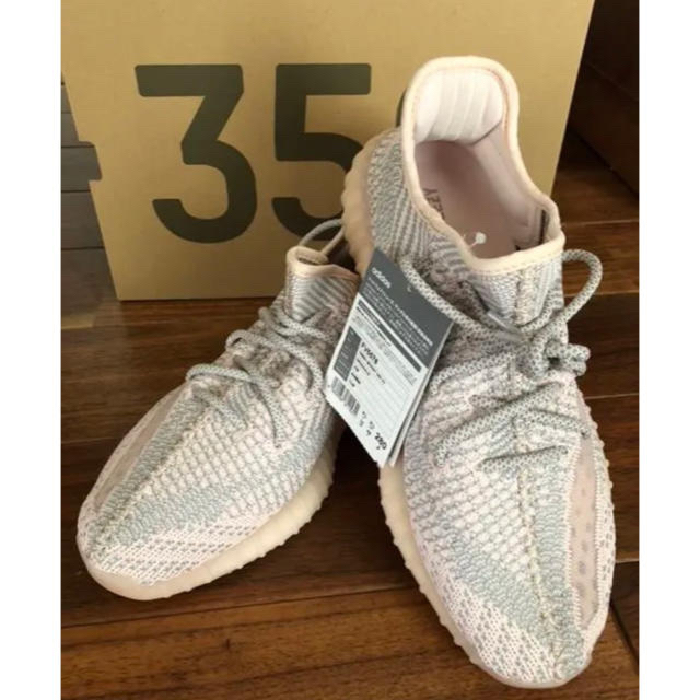 adidas(アディダス)の【LA様専用】新品未使用　YEEZY BOOST 350 V2 SYNTH メンズの靴/シューズ(スニーカー)の商品写真