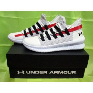 アンダーアーマー(UNDER ARMOUR)のアンダーアーマー バスケットボールシューズ 3021800 未使用(スニーカー)