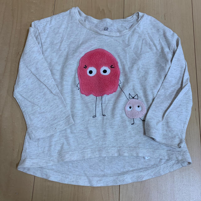 babyGAP(ベビーギャップ)の女の子用トップス キッズ/ベビー/マタニティのキッズ服女の子用(90cm~)(Tシャツ/カットソー)の商品写真