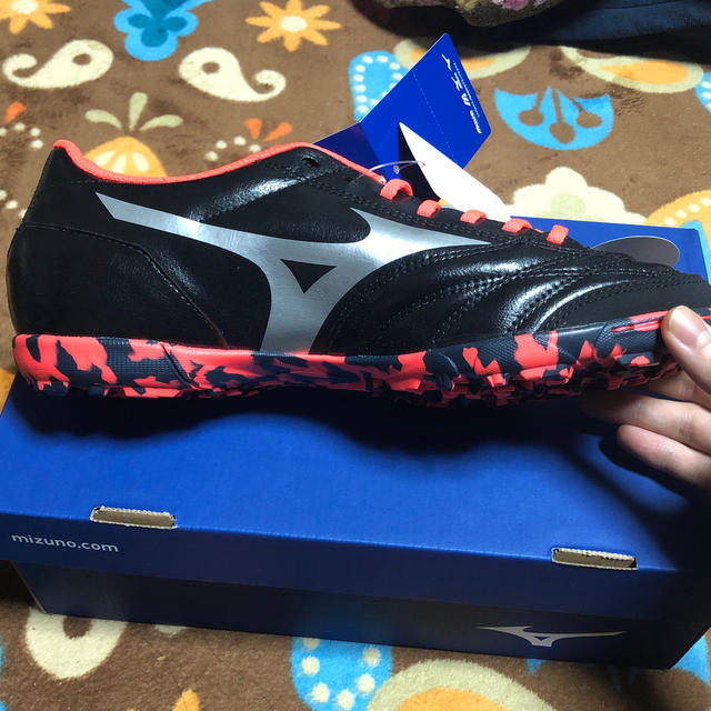 MIZUNO(ミズノ)のミズノ　屋外フットサルシューズ スポーツ/アウトドアのサッカー/フットサル(シューズ)の商品写真