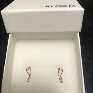 ブルーム(BLOOM)のK10PG キュービックジルコニアピアス(ピアス)