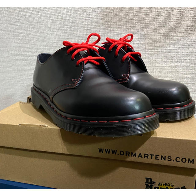 Dr.Martens(ドクターマーチン)のドクターマーチン3ホール　レッドステッチ メンズの靴/シューズ(ブーツ)の商品写真