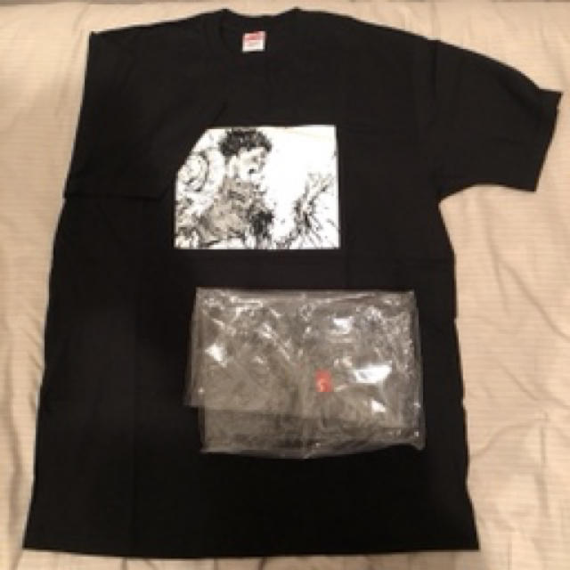 Akira Arm Tee