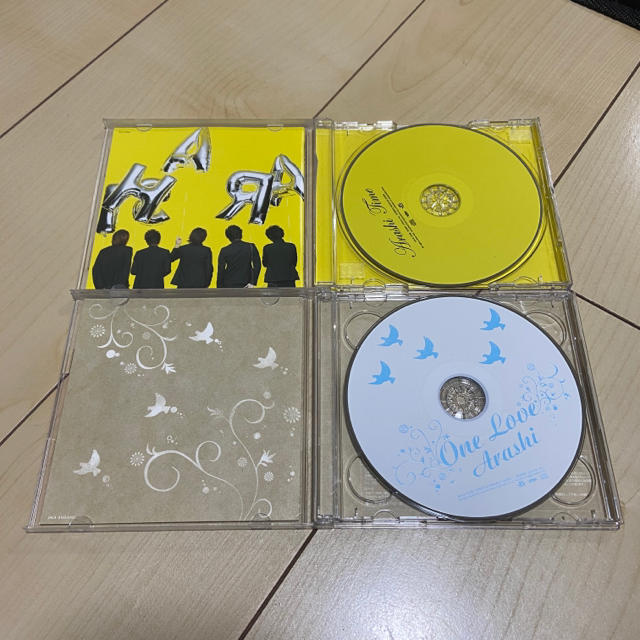 嵐(アラシ)の激安‼️嵐‼️CD2枚セット‼️ エンタメ/ホビーのCD(ポップス/ロック(邦楽))の商品写真