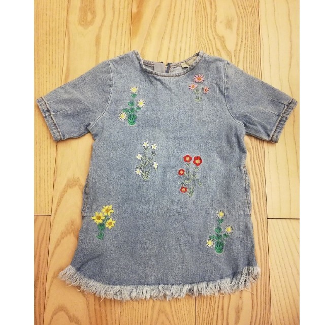 Stella McCartney(ステラマッカートニー)のステラ・マッカートニー　キッズ　ワンピース　3才 キッズ/ベビー/マタニティのキッズ服女の子用(90cm~)(ワンピース)の商品写真