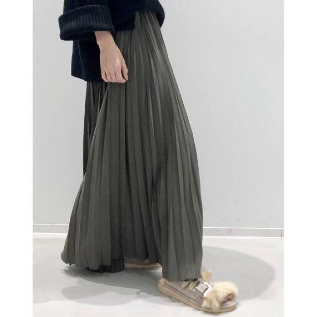 L'Appartement DEUXIEME CLASSE(アパルトモンドゥーズィエムクラス)の定価46200 アパルトモン　New Pleats スカート レディースのスカート(ロングスカート)の商品写真