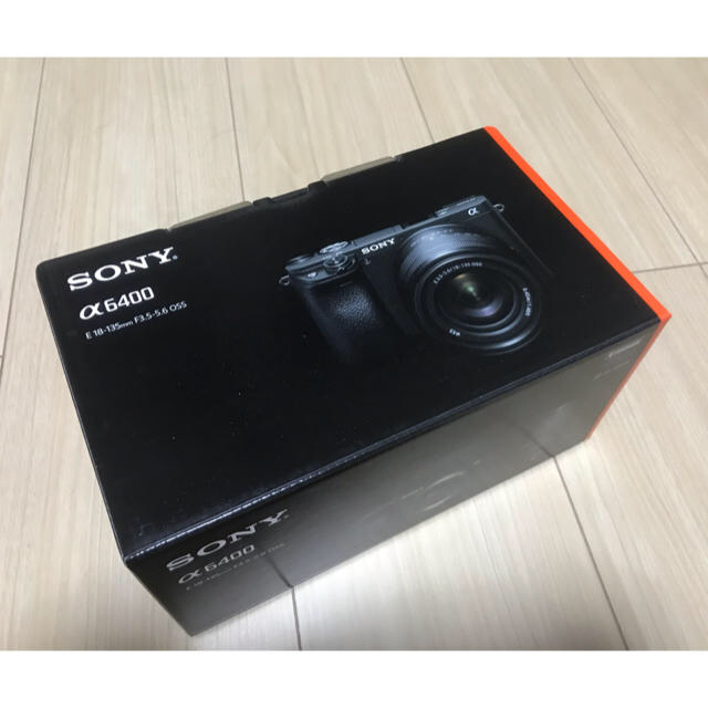 SONY(ソニー)のα6400 ILCE-6400M ボディのみ スマホ/家電/カメラのカメラ(ミラーレス一眼)の商品写真