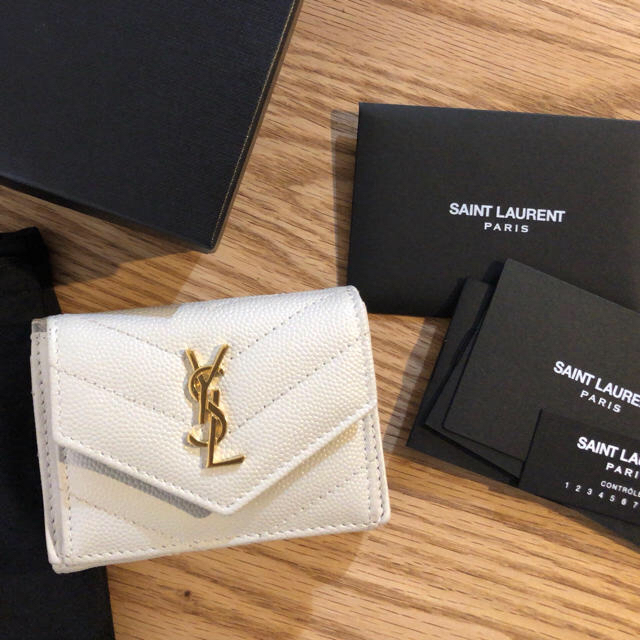 Drawer(ドゥロワー)のサンローラン SAINT LAURENT タイニーウォレット ミニウォレット レディースのファッション小物(財布)の商品写真